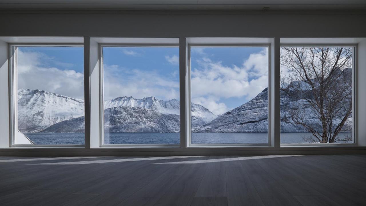 Polar Panorama Lodge Fjordgard Екстер'єр фото